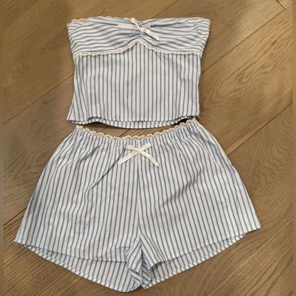 Princess Polly “Into The Groove Strapless Top Blue Stripe Set” size 2 - Picture 1 of 8